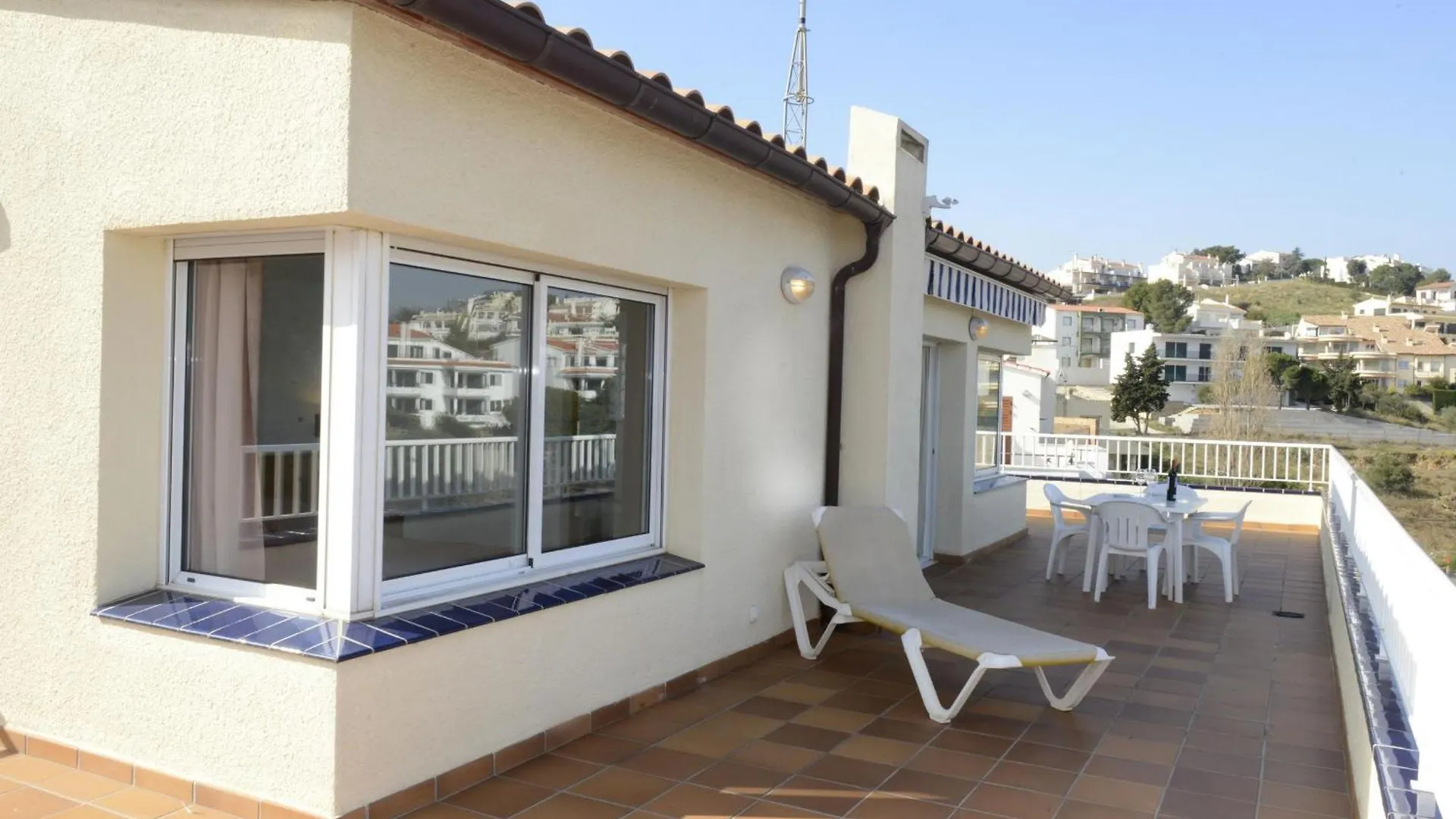 Ferienwohnung Vinya Farella 5 - Fantastico Atico Con Gran Terraza, Vista Al Mar, Garaje, Satelite Y Wifi. - Es-228-16 Llança 0*,